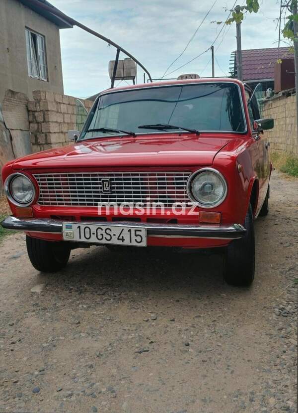 LADA (VAZ) 21011 - Image 4