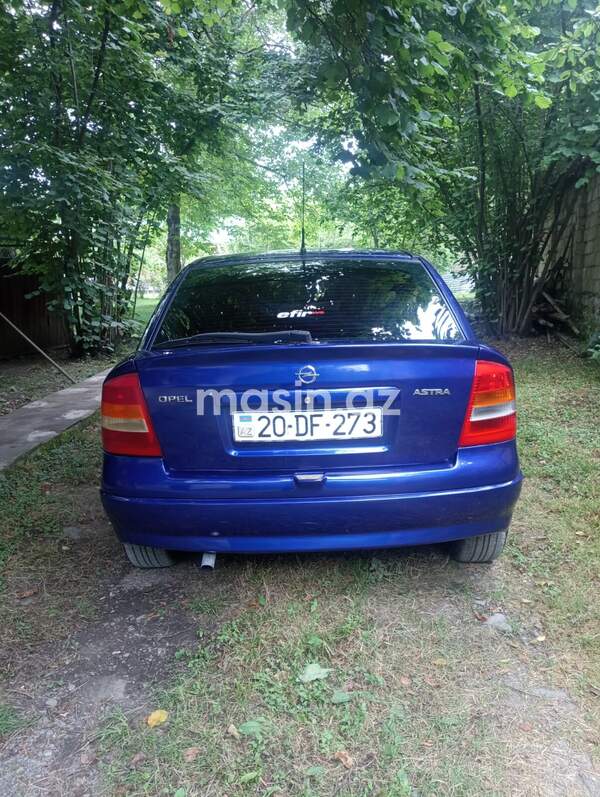 Opel Astra - Image 10