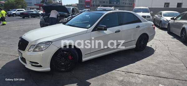 Mercedes E 350 - Image 2