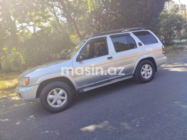 Nissan Pathfinder - Image 2