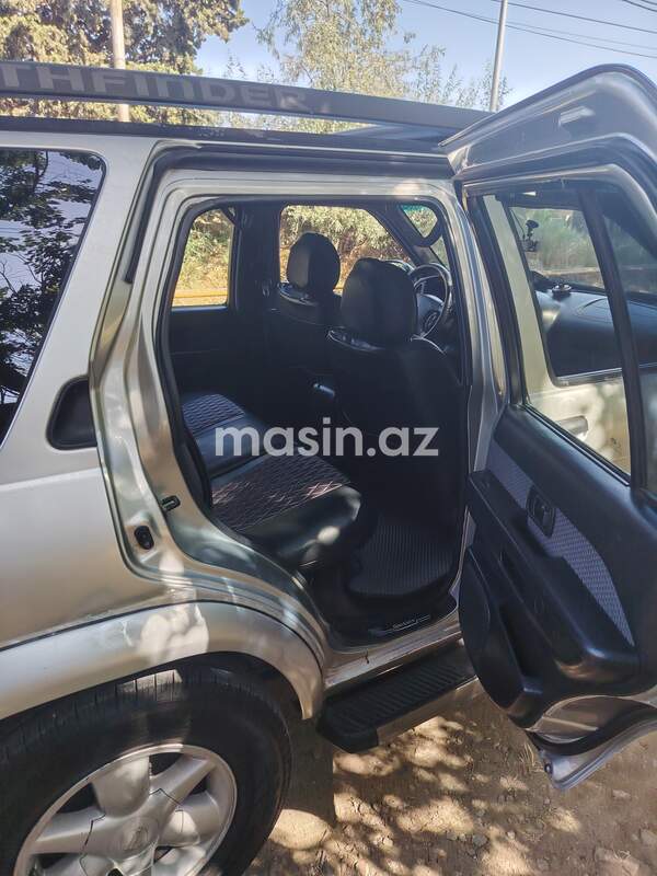 Nissan Pathfinder - Image 5