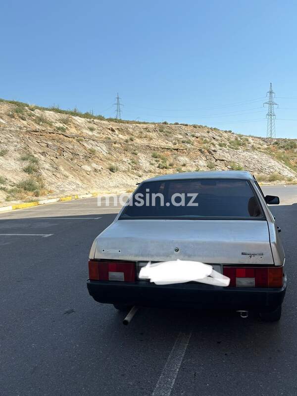 LADA (VAZ) 21099 - Image 3
