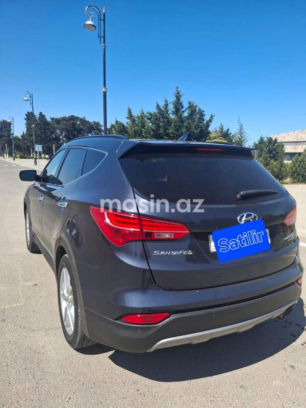 Hyundai Santa Fe - Image 3