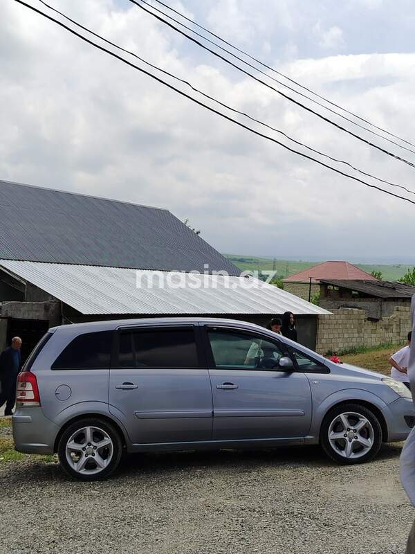 Opel Zafira - Image 3