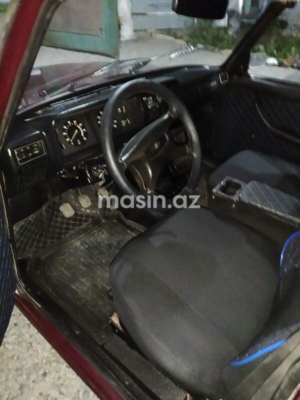 LADA (VAZ) 2107