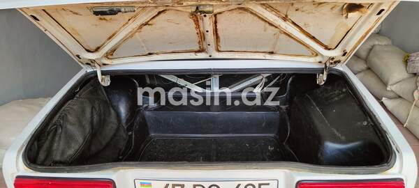 LADA (VAZ) 2107 - Image 6