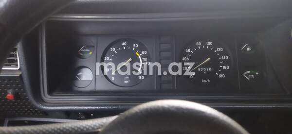 LADA (VAZ) 2104