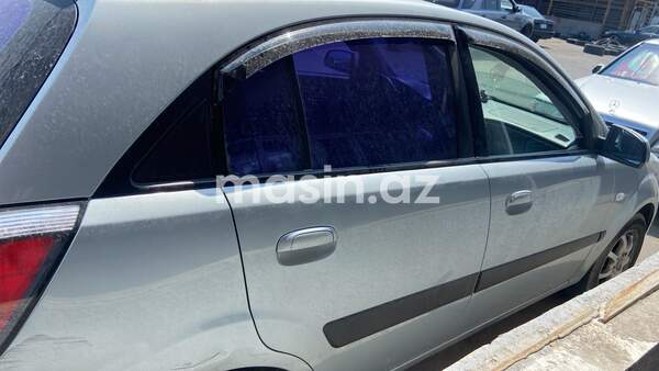 Kia Rio - Image 7