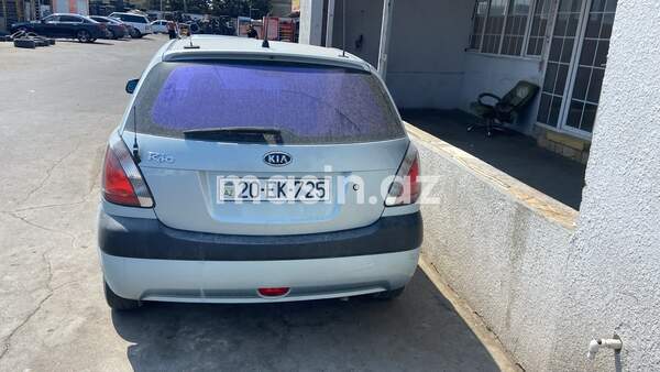Kia Rio - Image 8