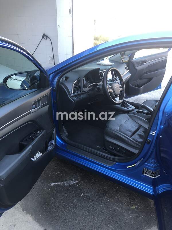 Hyundai Elantra - Image 2