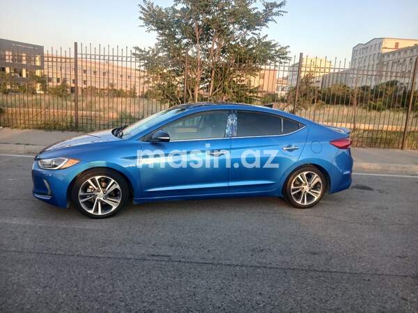 Hyundai Elantra - Image 6