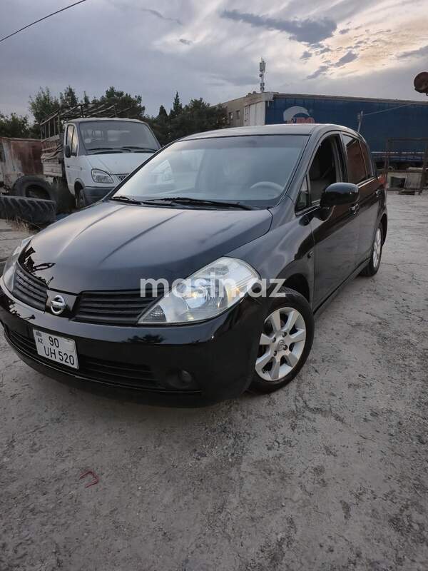 Nissan Tiida - Image 2
