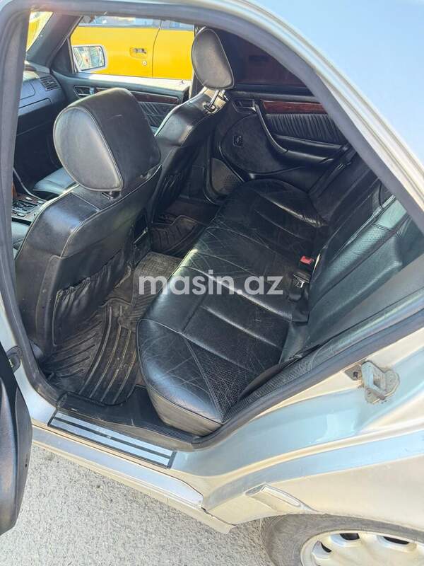 Mercedes C 220 d - Image 6