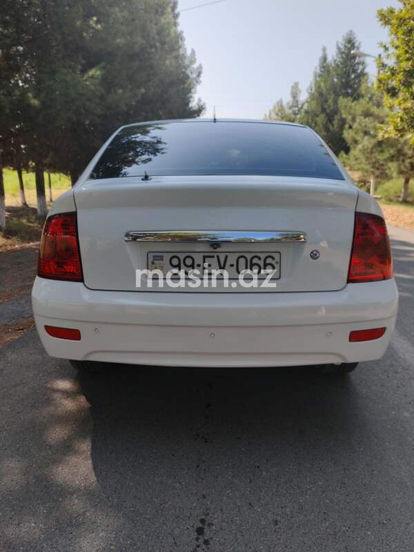LADA (VAZ) Priora - Image 4