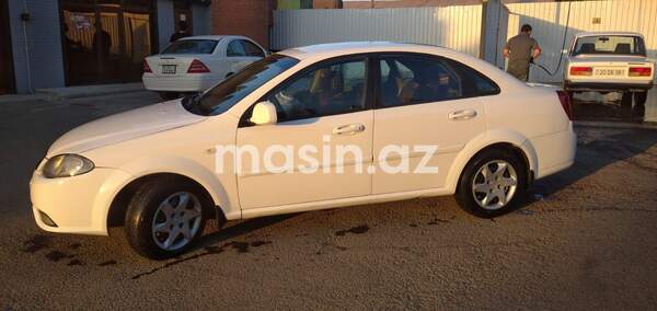 Daewoo Gentra - Image 2