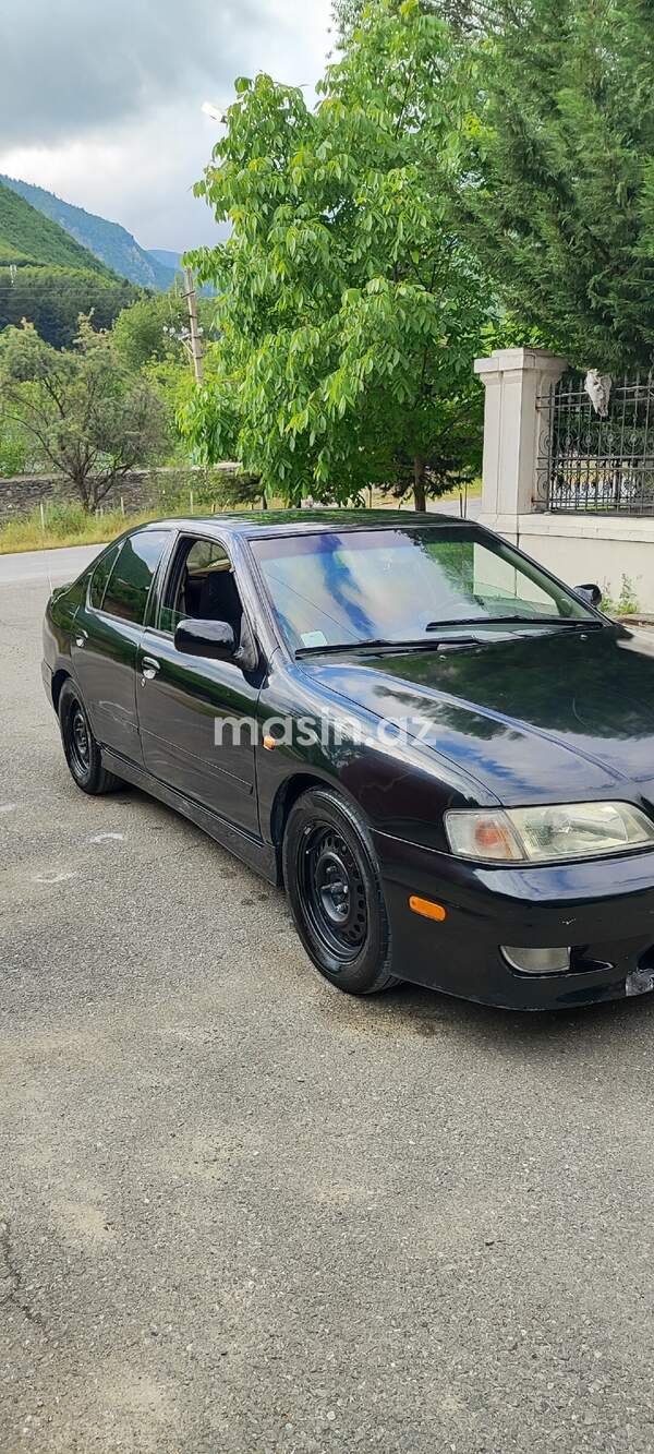Infiniti G25 - Image 7