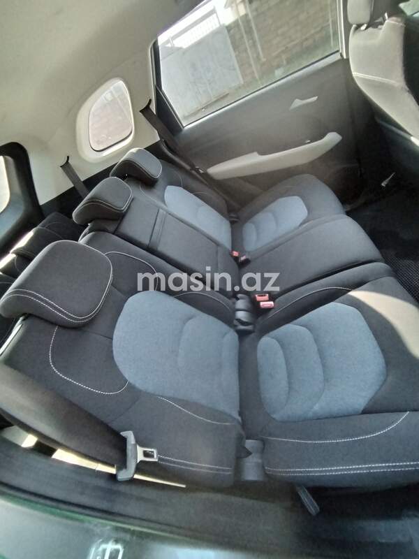 Chevrolet Captiva - Image 2