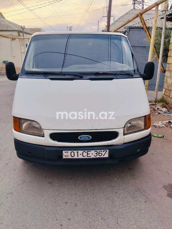 Ford Transit - Image 2