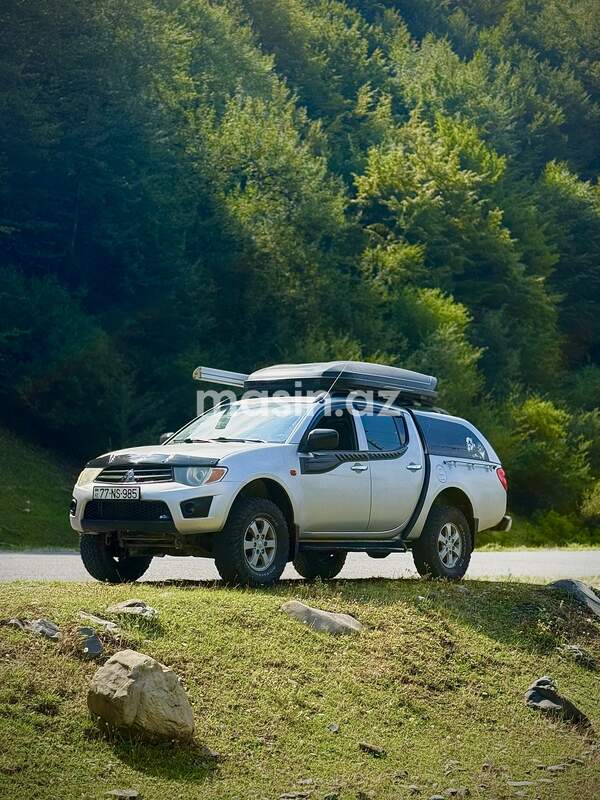 Mitsubishi L200