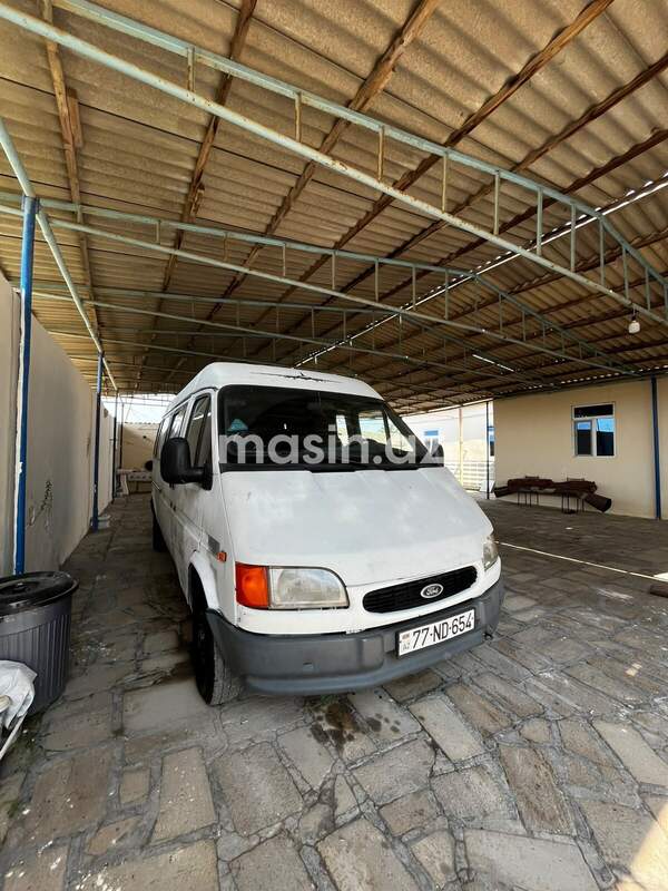Ford Transit - Image 2