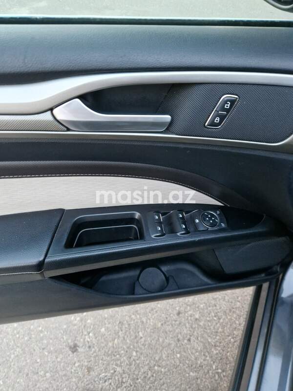 Ford Fusion (North America) - Image 8