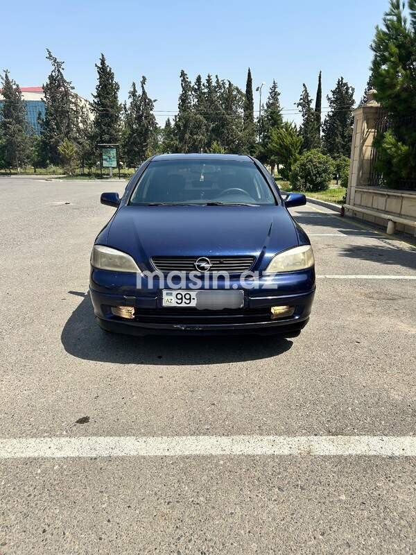 Opel Astra - Image 3