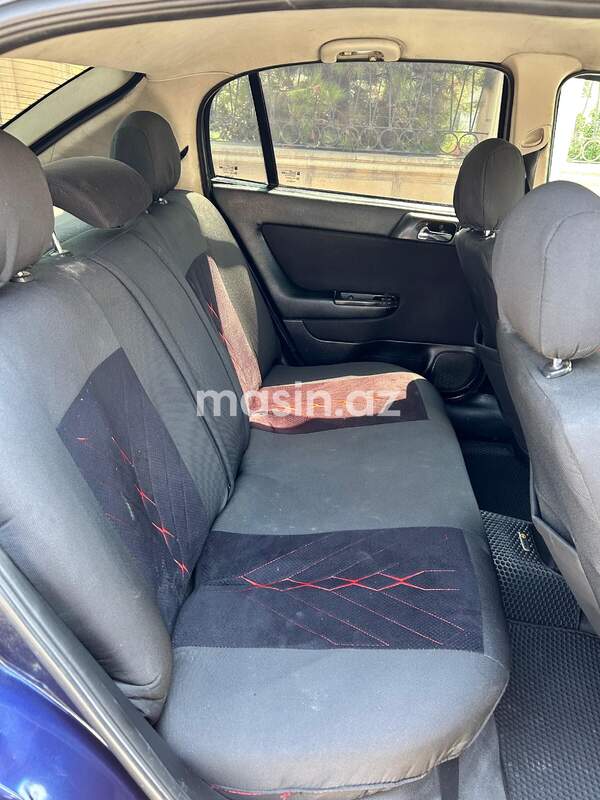 Opel Astra - Image 7