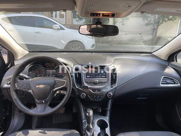 Chevrolet Cruze - Image 2