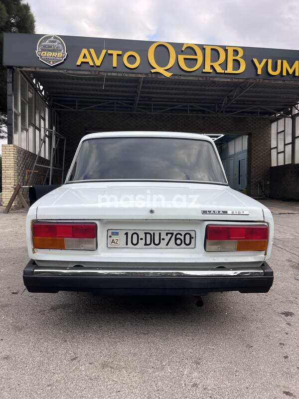 LADA (VAZ) 2107 - Image 2