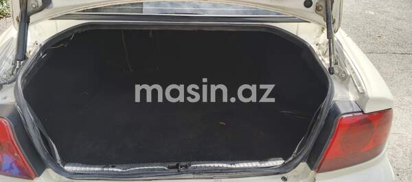 Hyundai Sonata - Image 10