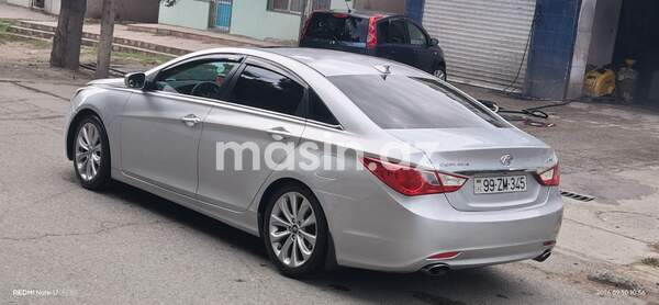 Hyundai Sonata - Image 6