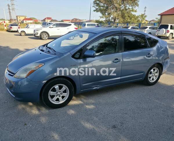 Toyota Prius - Image 3
