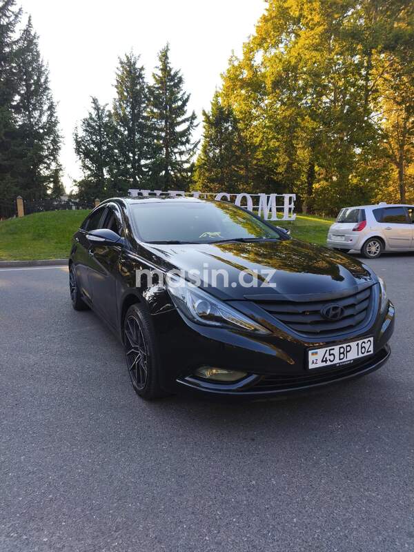 Hyundai Sonata - Image 5
