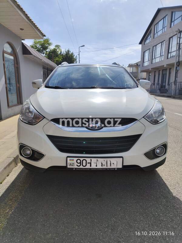 Hyundai ix35 background