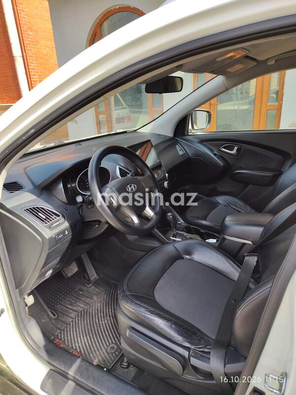 Hyundai ix35 - Image 7