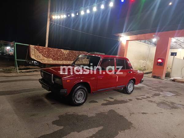 LADA (VAZ) 2107
