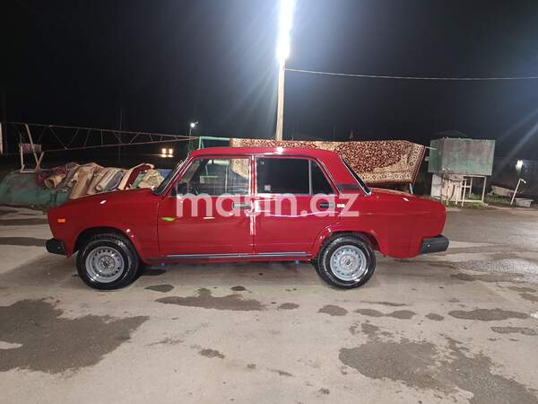LADA (VAZ) 2107 - Image 2