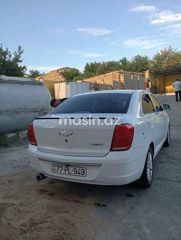 Chevrolet Cobalt - Image 3