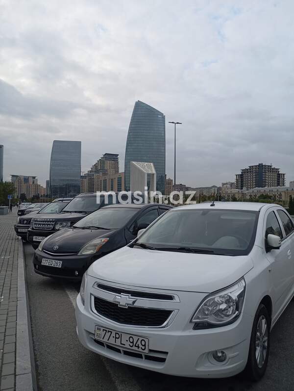 Chevrolet Cobalt - Image 5