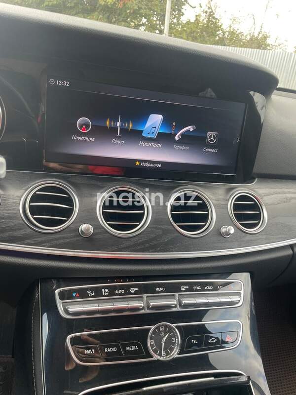 Mercedes E 220 d - Image 7
