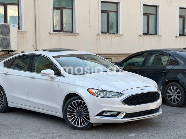 Ford Fusion (North America) - Image 2