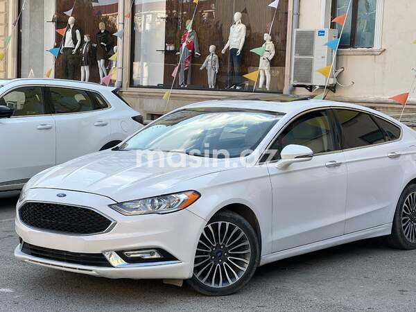 Ford Fusion (North America) - Image 3