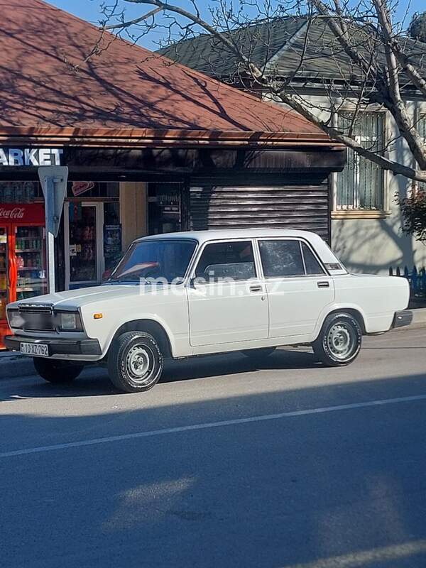 LADA (VAZ) 2107 - Image 4