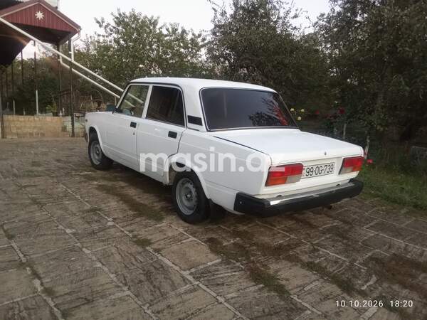 LADA (VAZ) 2107 - Image 6