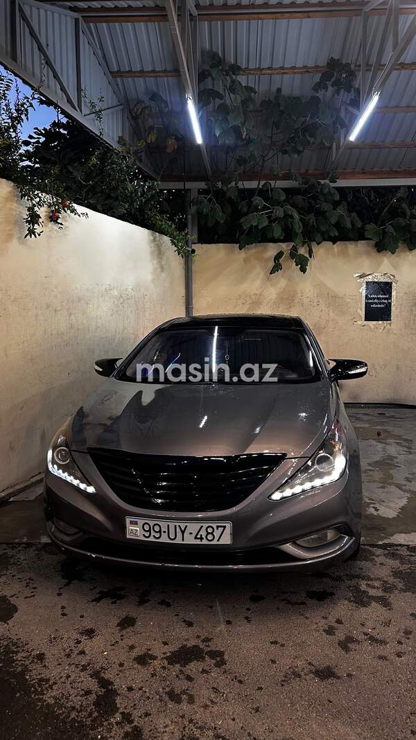 Hyundai Sonata