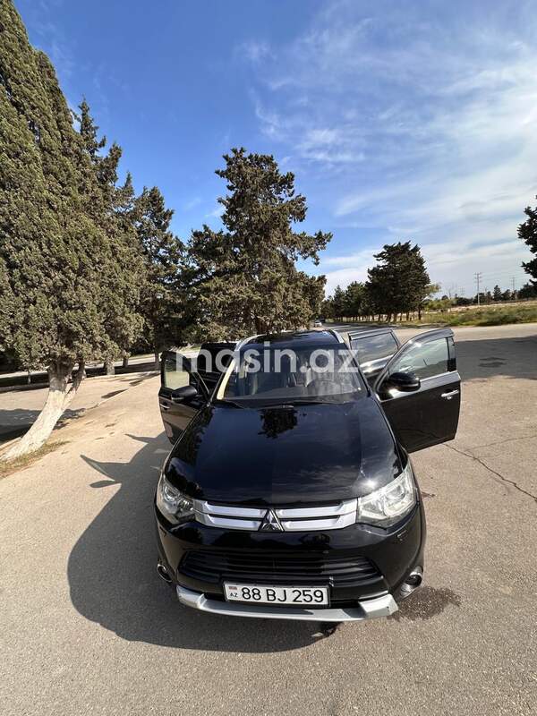 Mitsubishi Outlander - Image 2