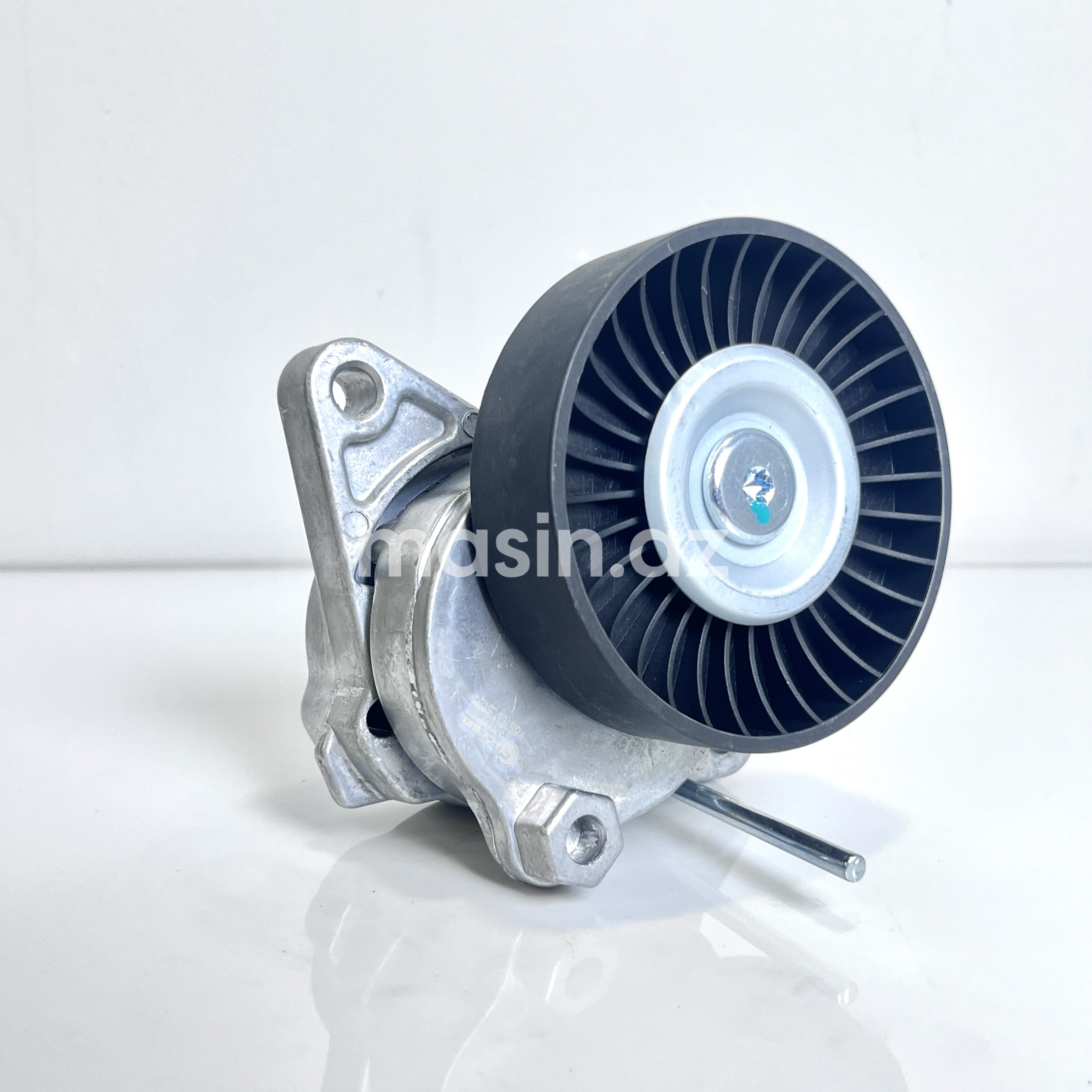 Mercedes W211 - Kəmər dartqısı