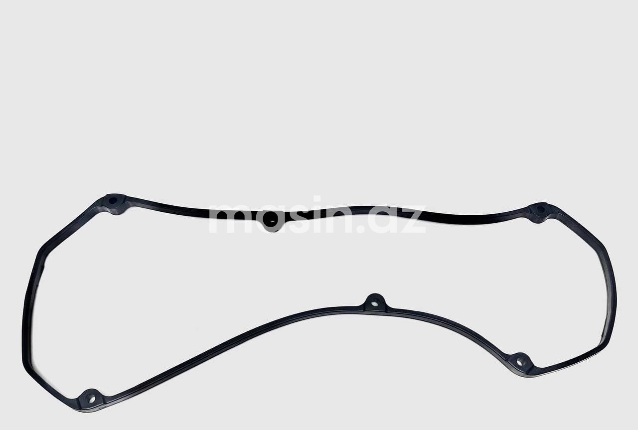 Mitsubishi Pajero - üst qapaq prodkladkası