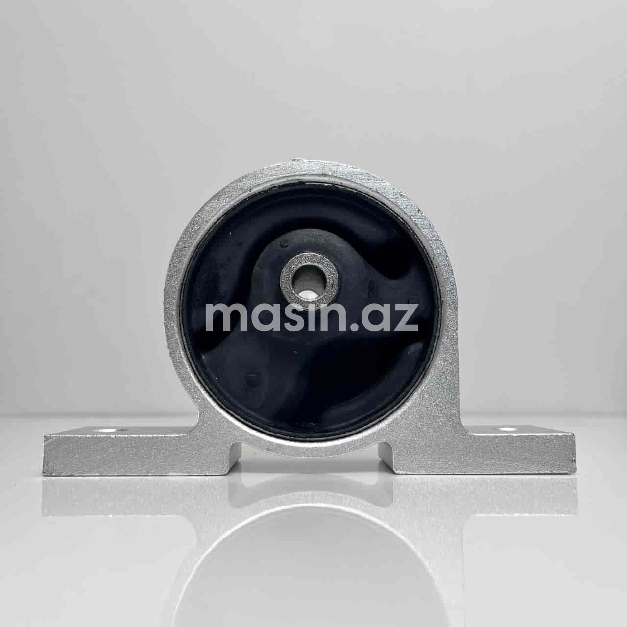 Nissan Sunny - Mühərrik yastığı