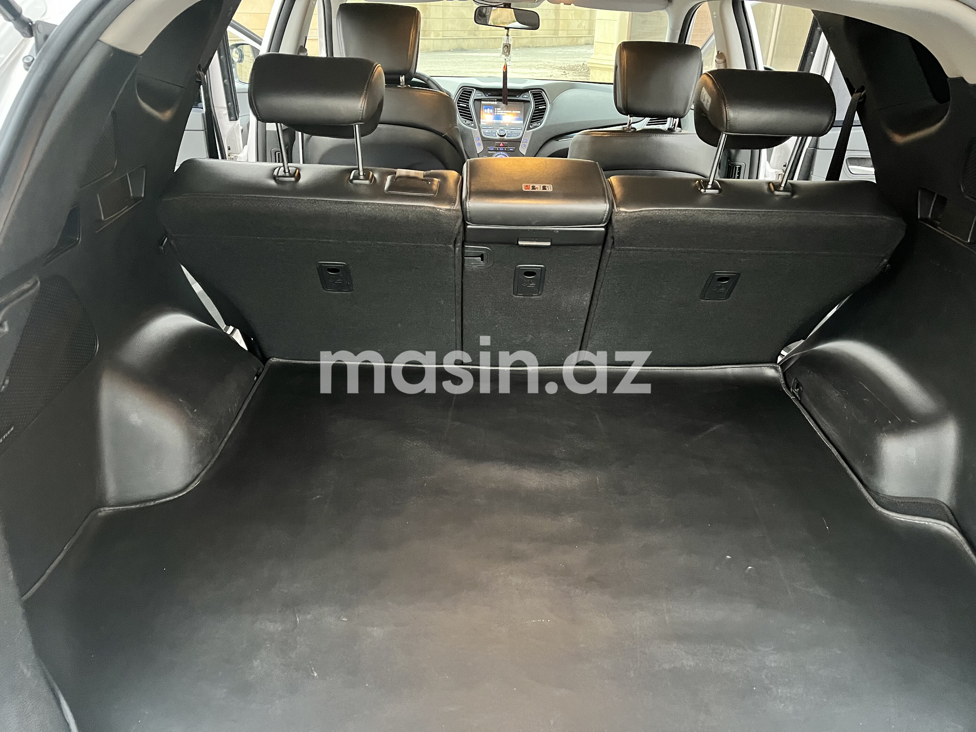 Hyundai Santa Fe background